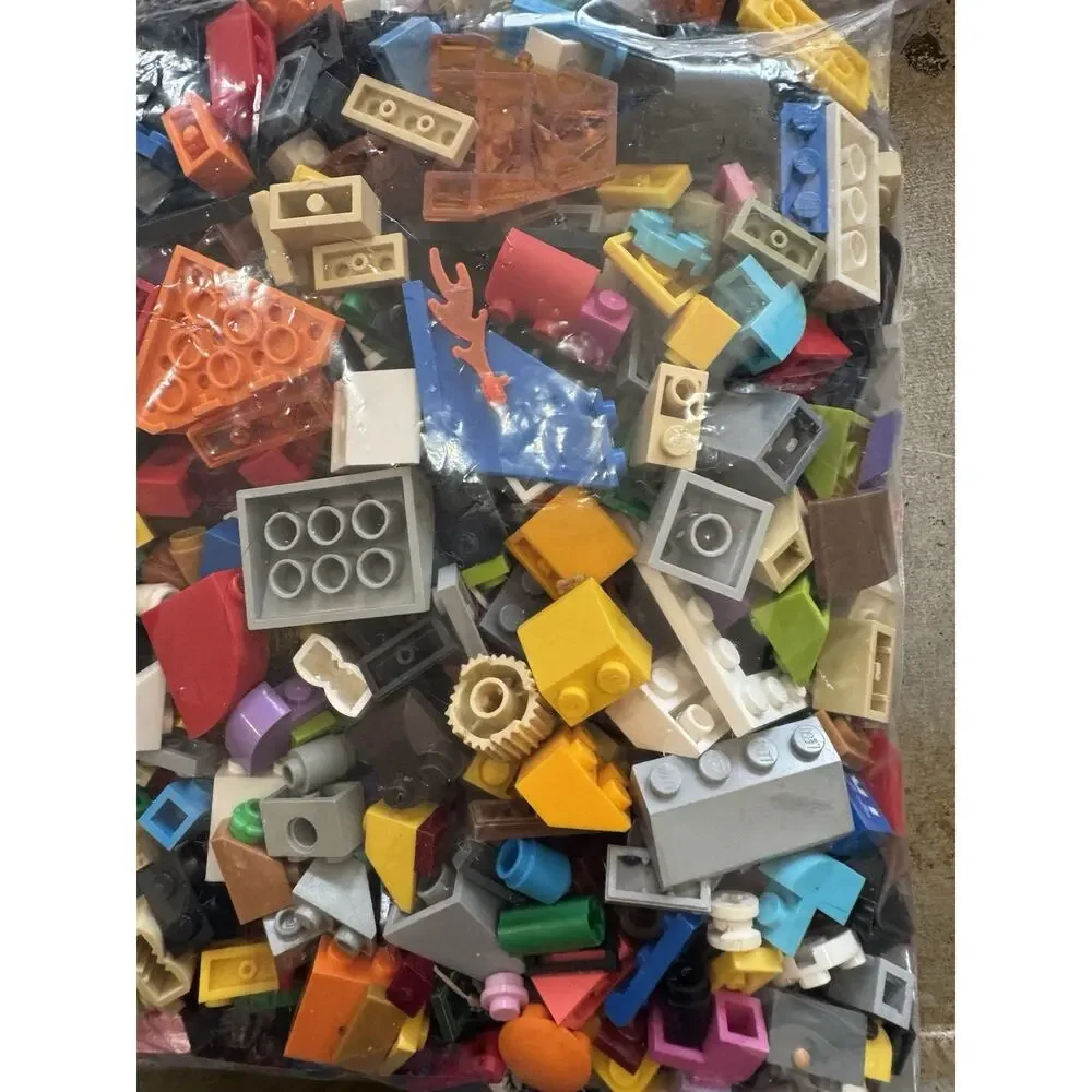 2 lbs Mixed LEGO Lot  Authentic Genuine Bricks Parts & Pieces Cleaned & Sorted - Picture 6 of 8